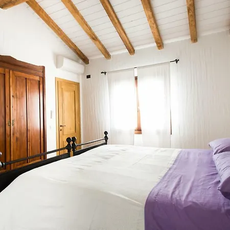 Holiday home Vacanze S'arrexina Rudalza